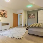 Altstadtapartment, 80 Qm,2 Schlafzimmer,Parkplatz,Netflix