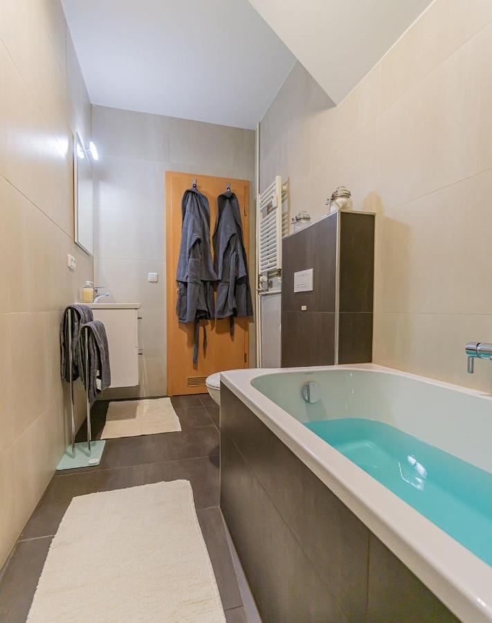 Altstadtapartment, 80 Qm,2 Schlafzimmer,parkplatz,netflix Apartamento Cottbus